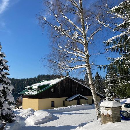 Penzion Petra, Harrachov Aparthotel Exterior photo
