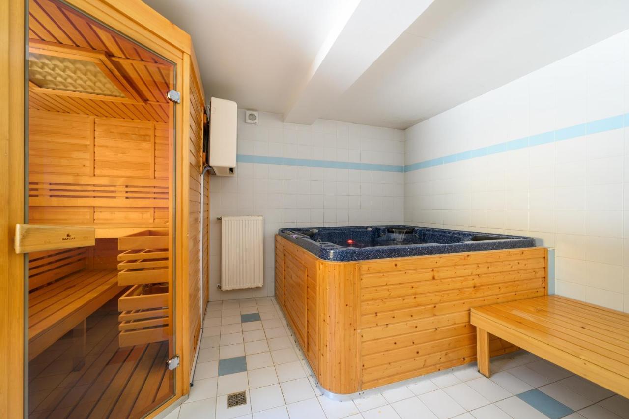 Penzion Petra, Harrachov Aparthotel Exterior photo