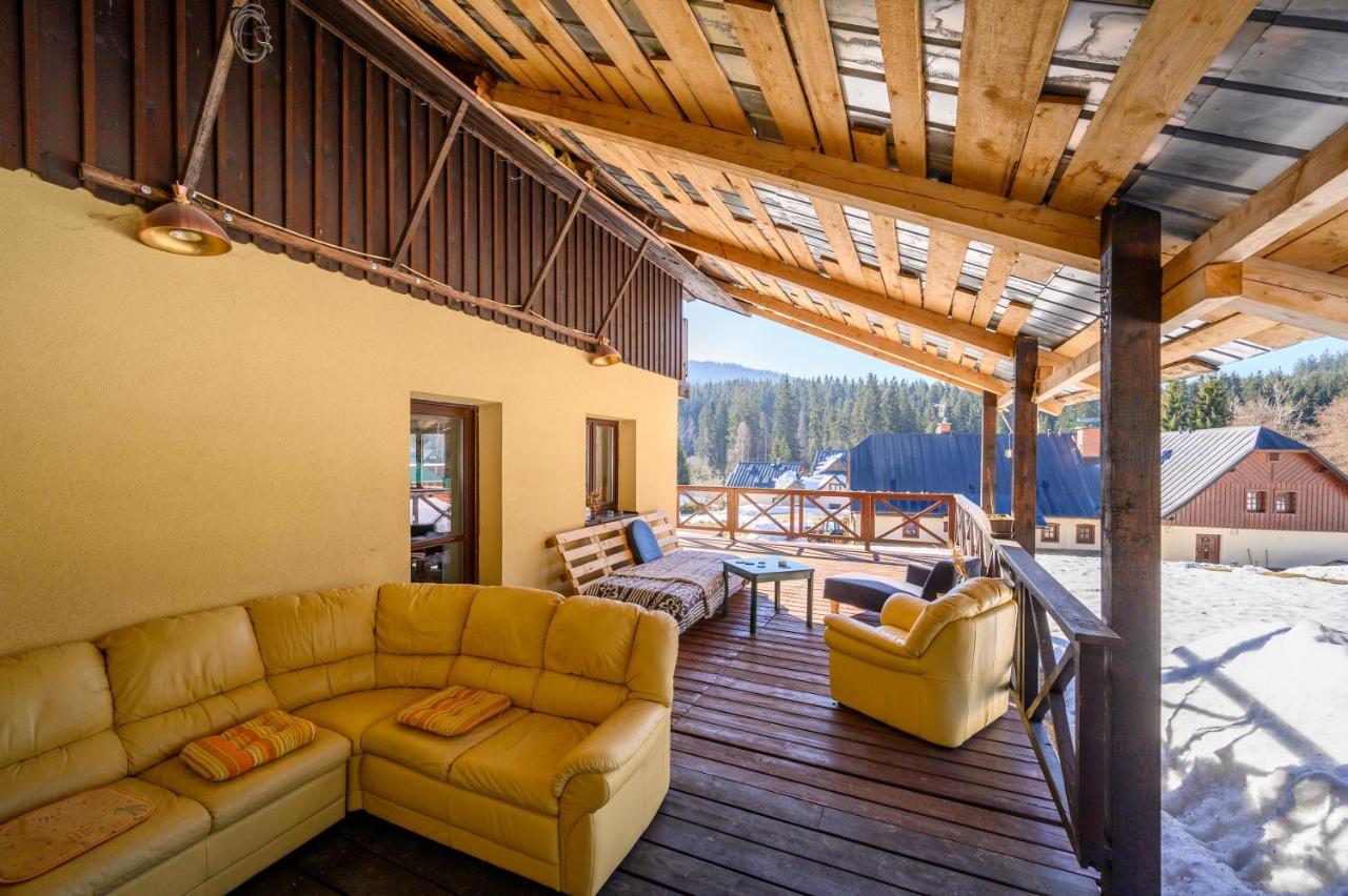 Penzion Petra, Harrachov Aparthotel Exterior photo