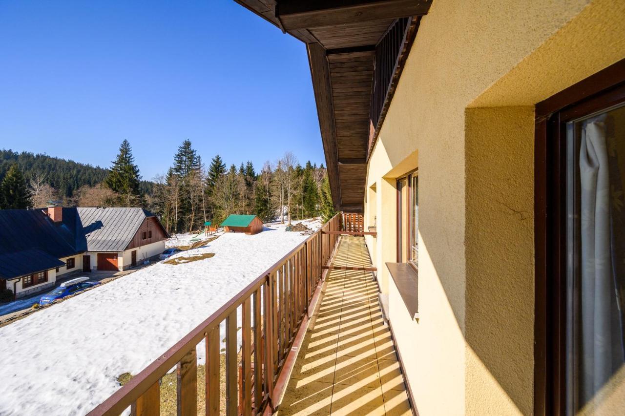 Penzion Petra, Harrachov Aparthotel Exterior photo