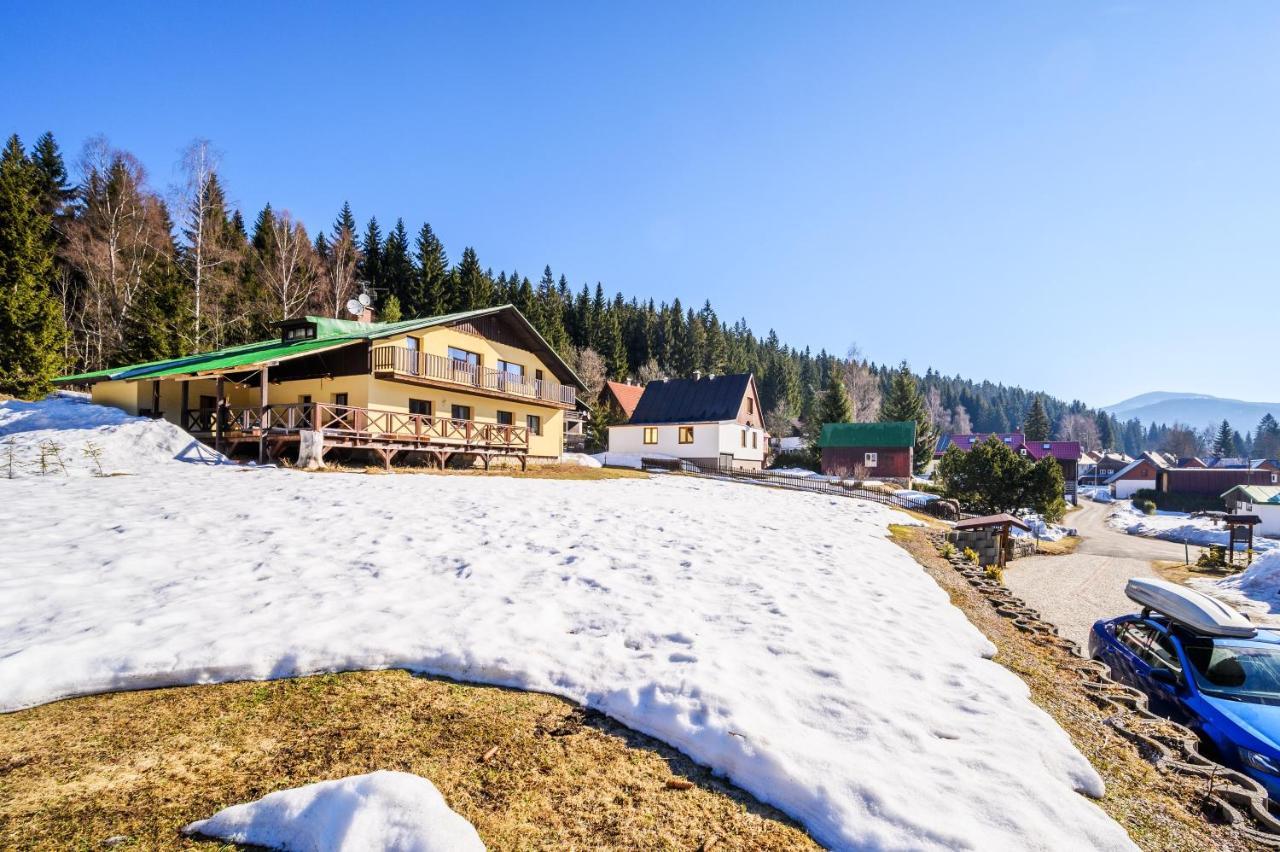 Penzion Petra, Harrachov Aparthotel Exterior photo
